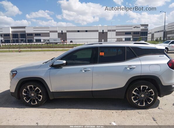 3GKALPEV0NL161472 2022 GMC TERRAIN Silver Սալոնի 360 աստիճան տեսք