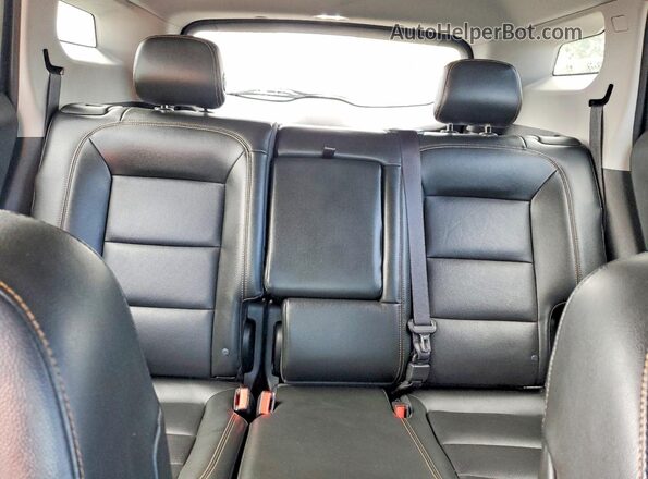 3GKALPEV1KL180575 2019 GMC TERRAIN Silver Widok tylnych siedzeń