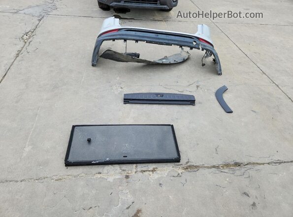 3GKALPEV3ML385530 2021 GMC TERRAIN Silver Vista del compartimento del motor