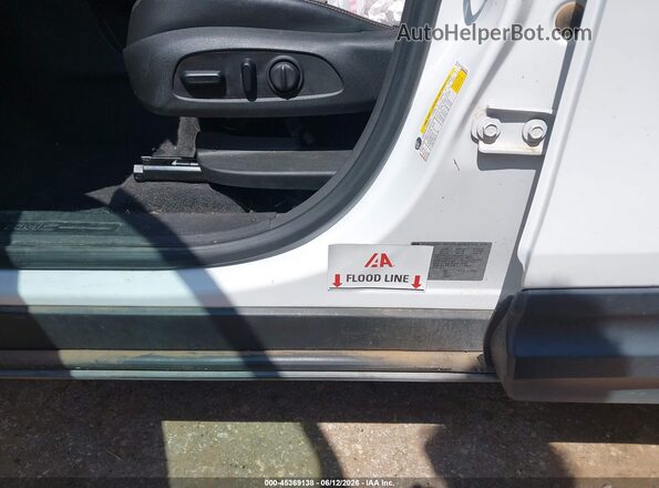 3GKALPEX8LL297850 2020 GMC TERRAIN White Front view