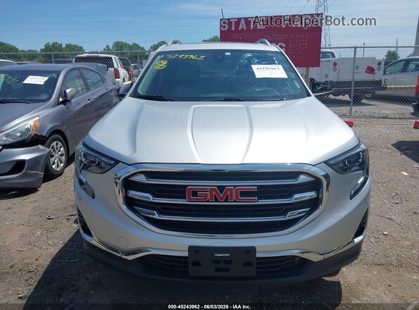 3GKALREU8JL100139 2018 GMC TERRAIN Серебряный Вид щитка приборов