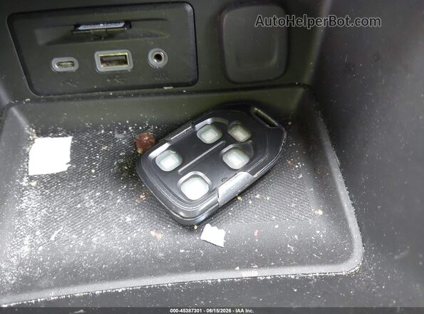 3GKALSEX9JL218573 2018 GMC TERRAIN Белый Вид панели приборов