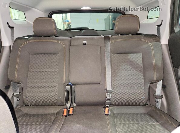 3GKALTEVXLL300867 2020 GMC TERRAIN Silver Հետևի նստատեղերի տեսք