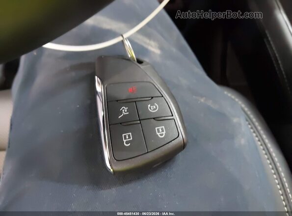 3GKALUEG6TL295965 2026 GMC TERRAIN Синий Вид панели приборов