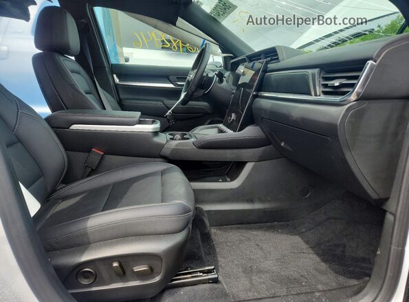 3GKALUEG7TL198323 2026 GMC TERRAIN White Вид салону спереду