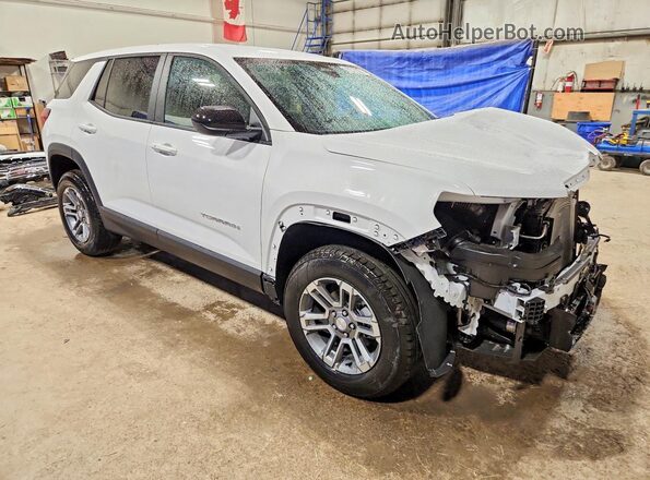 3GKALUEG7TL525805 2026 GMC TERRAIN Белый Передняя правая четверть