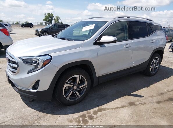 3GKALVEV1ML306876 2021 GMC TERRAIN Silver Առջևի ձախ երեք քառորդ տեսարան
