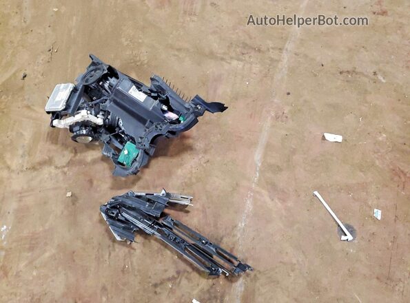 3GKALVEV3KL252784 2019 GMC TERRAIN Белый Вид наклейки с VIN-кодом