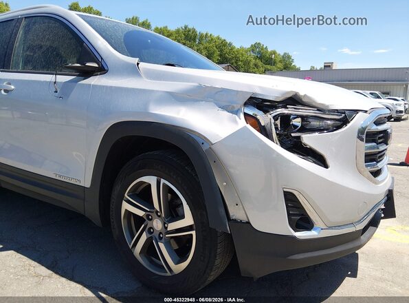 3GKALVEV3LL245903 2020 GMC TERRAIN Silver Вид спереду