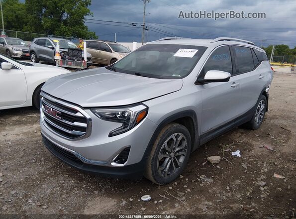 3GKALVEV9LL264620 2020 GMC TERRAIN Silver Vista tres cuartos delantera izquierda