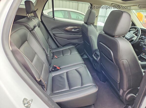 3GKALXEX2JL203720 2018 GMC TERRAIN White Widok wnętrza z tyłu