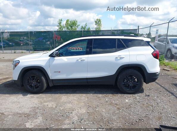 3GKALYEV7NL252308 2022 GMC TERRAIN White Widok wnętrza 360 stopni