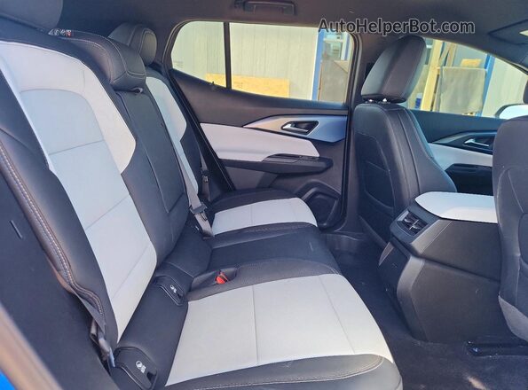 3GN7DLRP7SS203815 2025 CHEVROLET EQUINOX Blue უკანა სავარძლების ხედი