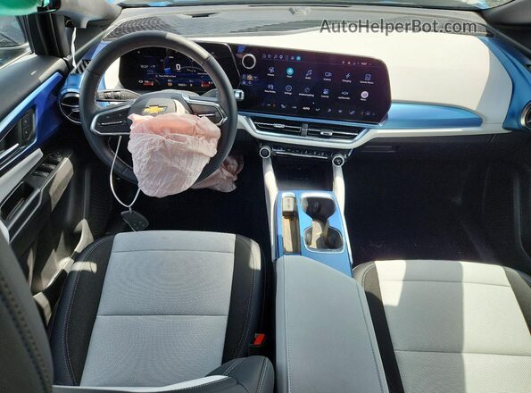 3GN7DLRPXSS156571 2025 CHEVROLET EQUINOX Purple Dashboard view