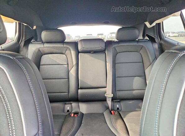 3GN7DNRP0SS261759 2025 CHEVROLET EQUINOX Red Widok tylnych siedzeń