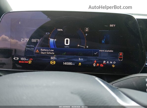 3GN7DNRR2SS202052 2025 CHEVROLET EQUINOX Silver Հետևի նստատեղերի տեսք