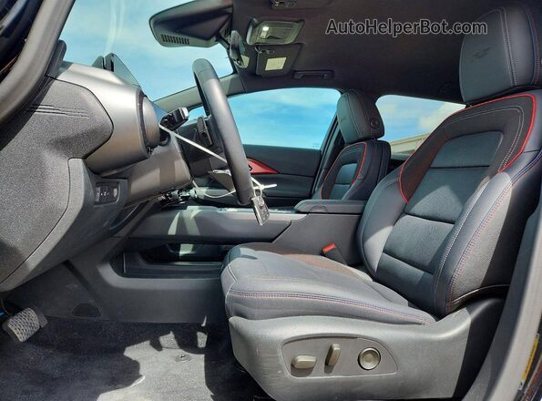 3GN7DSRP8SS231276 2025 CHEVROLET EQUINOX Black Вид салону спереду