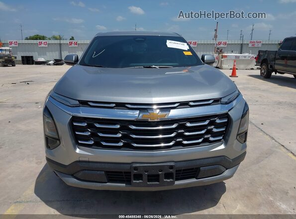 3GNAXHEG0TL324679 2026 CHEVROLET EQUINOX Silver Вид задньої частини салону