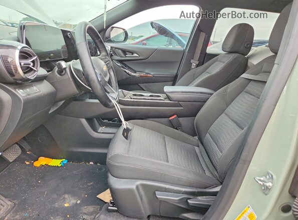 3GNAXHEG1SL261817 2025 CHEVROLET EQUINOX Green Front interior view