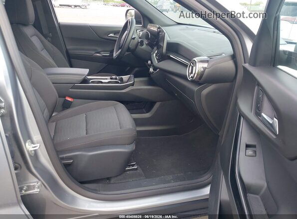 3GNAXHEG4TL445330 2026 CHEVROLET EQUINOX Silver წინა სალონის ხედი