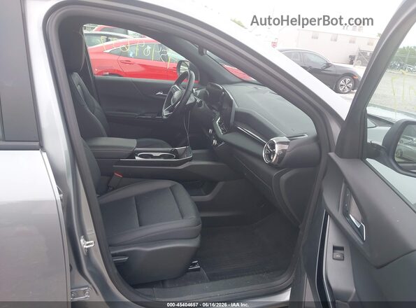3GNAXHEG7SL325388 2025 CHEVROLET EQUINOX Silver Front interior view