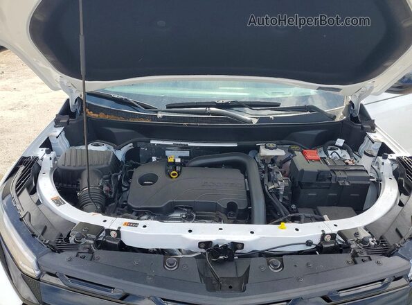 3GNAXHEG9TL168030 2026 CHEVROLET EQUINOX Белый Вид подкапотного пространства