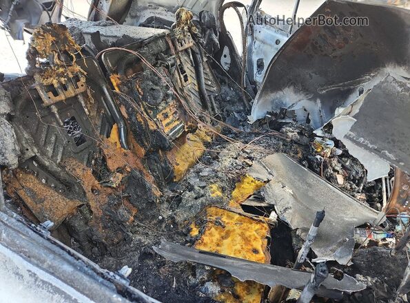 3GNAXHEV1JS600918 2018 CHEVROLET EQUINOX Burn 