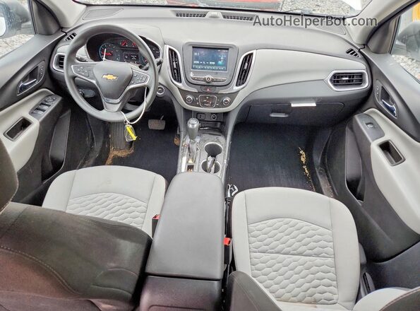 3GNAXHEV2JS648685 2018 CHEVROLET EQUINOX Белый Вид панели приборов
