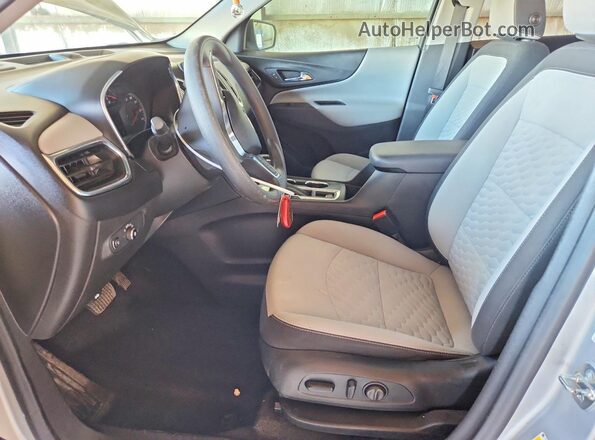 3GNAXHEV5LS693722 2020 CHEVROLET EQUINOX Silver Front interior view