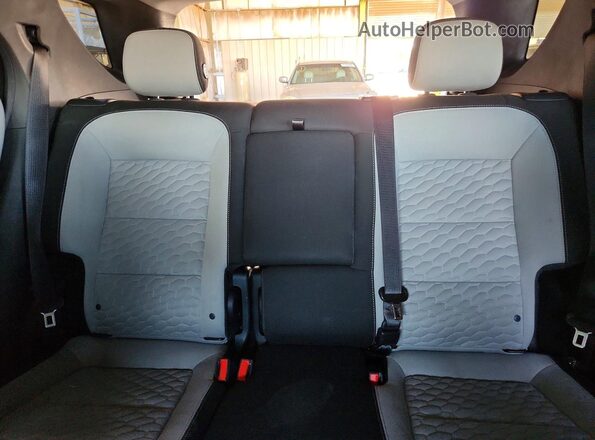 3GNAXHEV5LS693722 2020 CHEVROLET EQUINOX Silver Rear seats view