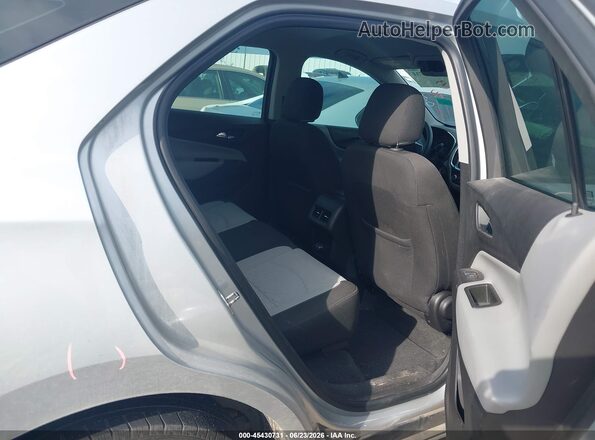3GNAXHEV8JS571398 2018 CHEVROLET EQUINOX Silver VIN կոդի պիտակի տեսք