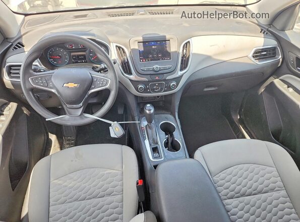 3GNAXHEV8LS555303 2020 CHEVROLET EQUINOX Silver Widok deski rozdzielczej