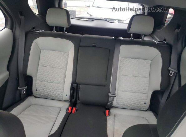 3GNAXHEV8MS181700 2021 CHEVROLET EQUINOX White Հետևի նստատեղերի տեսք