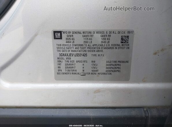 3GNAXJEV1JS501426 2018 CHEVROLET EQUINOX Silver Widok komory silnika