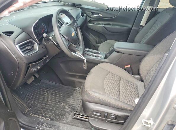 3GNAXJEV1JS511339 2018 CHEVROLET EQUINOX Silver Սալոնի դիմացի տեսք