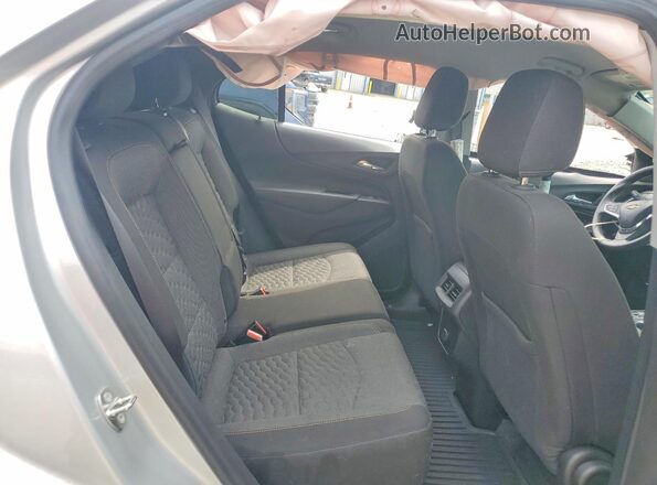 3GNAXJEV1JS511339 2018 CHEVROLET EQUINOX Silver Սալոնի հետևի տեսք