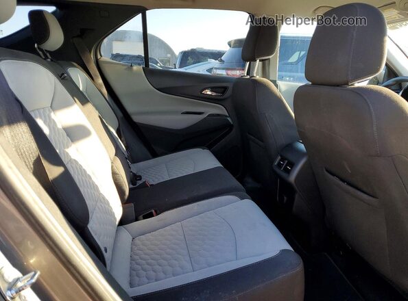 3GNAXJEV4JS574984 2018 CHEVROLET EQUINOX Gray Вид задньої частини салону
