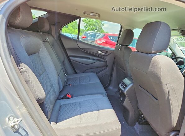 3GNAXJEV4JS631961 2018 CHEVROLET EQUINOX Gray 