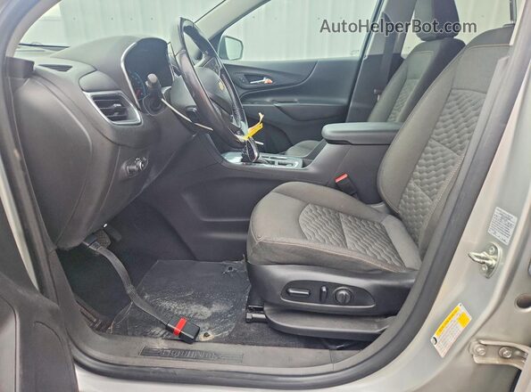 3GNAXJEV4MS162598 2021 CHEVROLET EQUINOX Silver Widok wnętrza z przodu