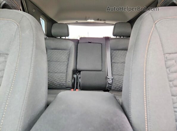 3GNAXJEV5JS570359 2018 CHEVROLET EQUINOX Silver Vista de los asientos traseros