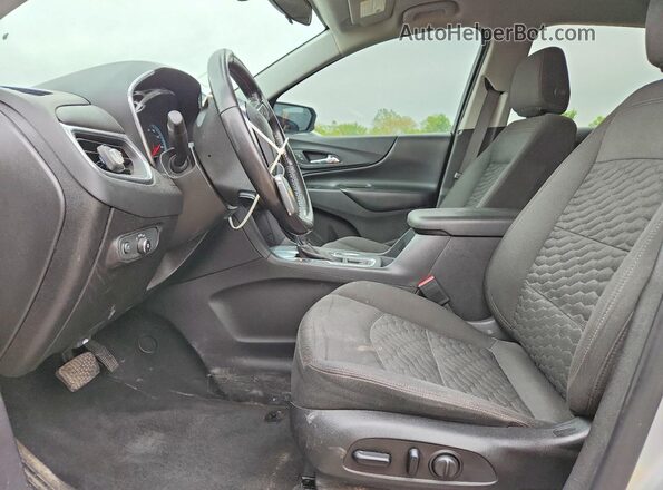 3GNAXJEV5JS570359 2018 CHEVROLET EQUINOX Silver Vista interior delantera