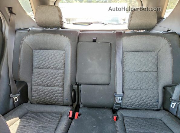 3GNAXJEV8JS558349 2018 CHEVROLET EQUINOX Silver Вид задніх сидінь