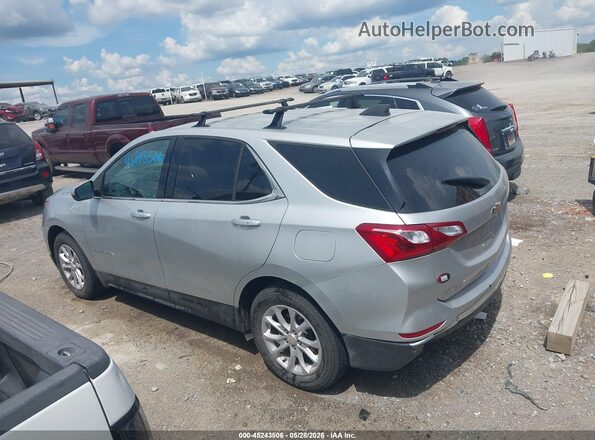 3GNAXJEV8JS599693 2018 CHEVROLET EQUINOX Серебряный 