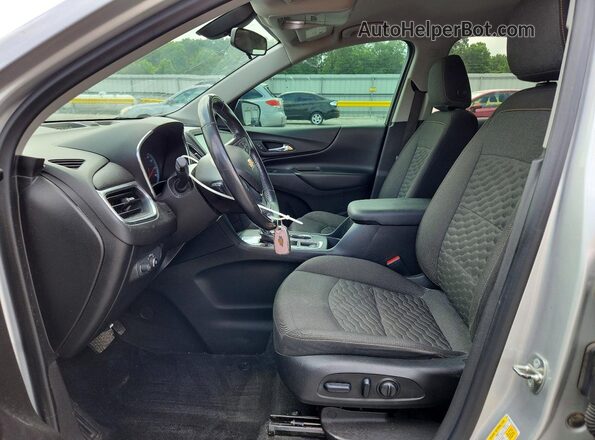 3GNAXJEVXJS601637 2018 CHEVROLET EQUINOX Silver 