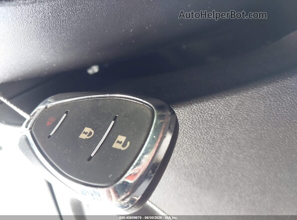3GNAXKEV8LS733501 2020 CHEVROLET EQUINOX Черный Вид панели приборов