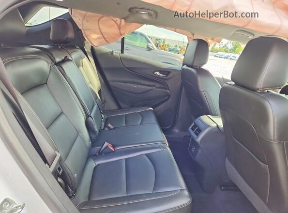 3GNAXKEV8ML367115 2021 CHEVROLET EQUINOX White Vista interior trasera