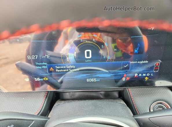 3GNAXLEG4SL249681 2025 CHEVROLET EQUINOX Red ხელსაწყოთა პანელის ხედი