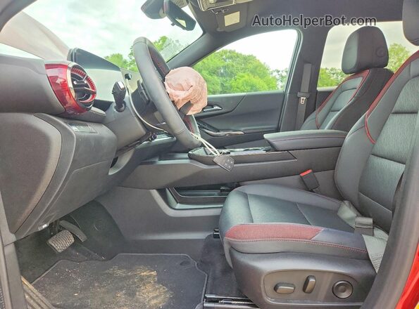 3GNAXLEG4SL249681 2025 CHEVROLET EQUINOX Red წინა სალონის ხედი