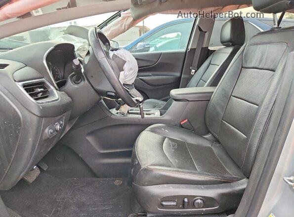 3GNAXLEXXLL265028 2020 CHEVROLET EQUINOX Серебряный Вид салона спереди