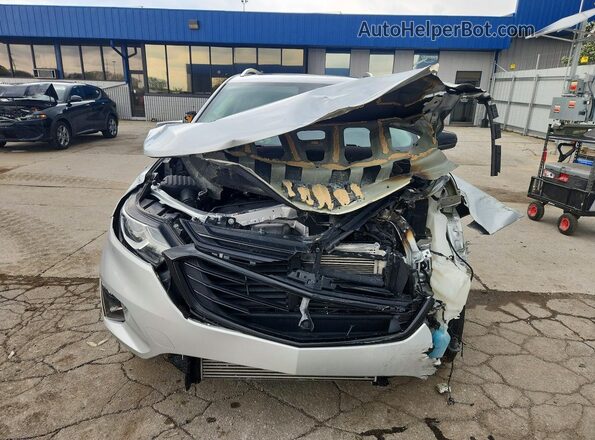 3GNAXLEXXLL265028 2020 CHEVROLET EQUINOX Серебряный Вид спереди